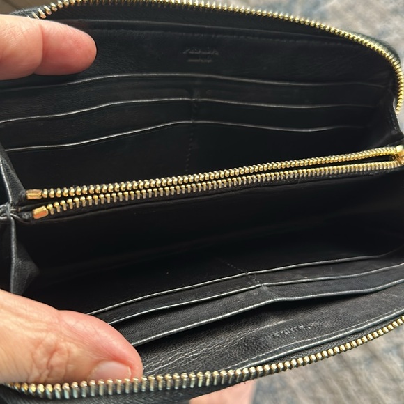 💯Authentic Prada Wallet - Picture 14 of 16